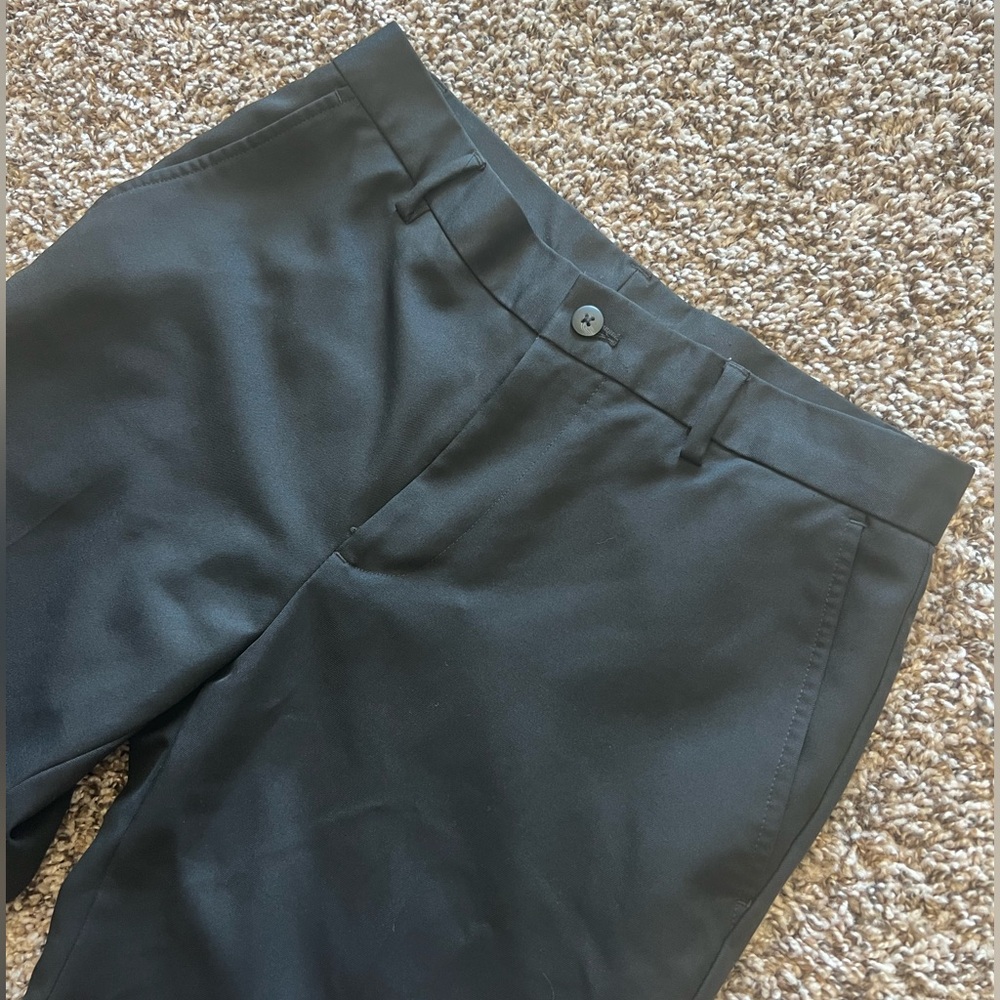 Vanhuesen Straight Black Dress Pants